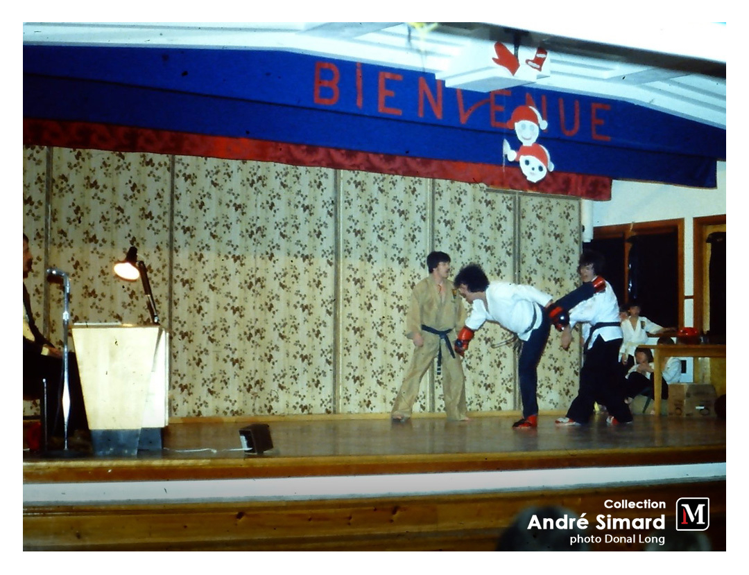 La Clermontaine en 1977 Karate au s sol de lecole photo Donal Long Karate