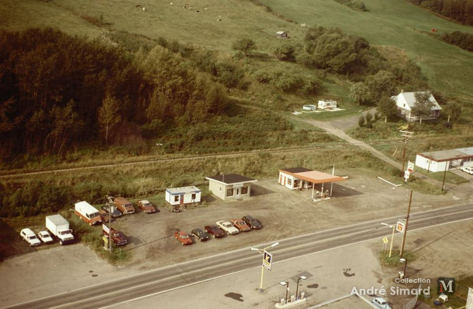La Malbaie Sud Ouest poste essence1983