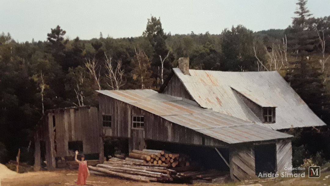Le moulin a bois en 1982 Coll A Simard M CAS