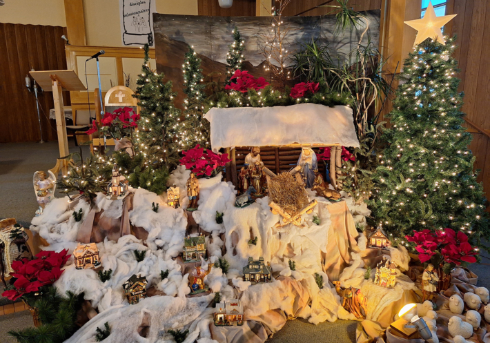 Vœux des fêtes 2023 | Crèche de Noël à l'église de Notre-Dame-Des-Monts
