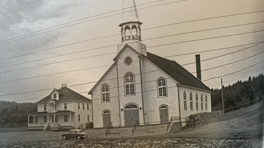 Ok3 St Aime Des Lacs Eglise en 1959 construite en 1941 Coll petites Franc de Marie CARC