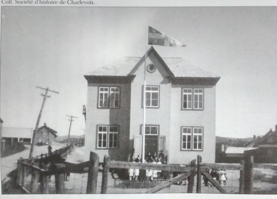 5 Clermont Ecole Jaune vers 1938