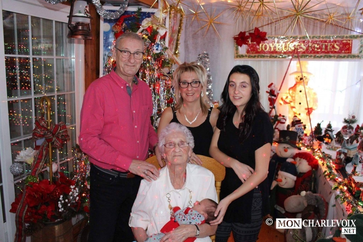 La famille de Rita Lavoie, 93 ans de Sagard