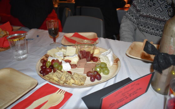 Une soirée vins-fromages organisée par des finissants du Cégep