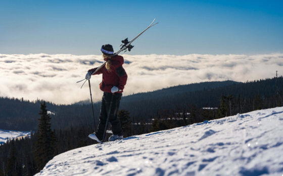 Faire du ski au Massif de Charlevoix rime avec vue incroyable (Crédit: Alain Blanchette)