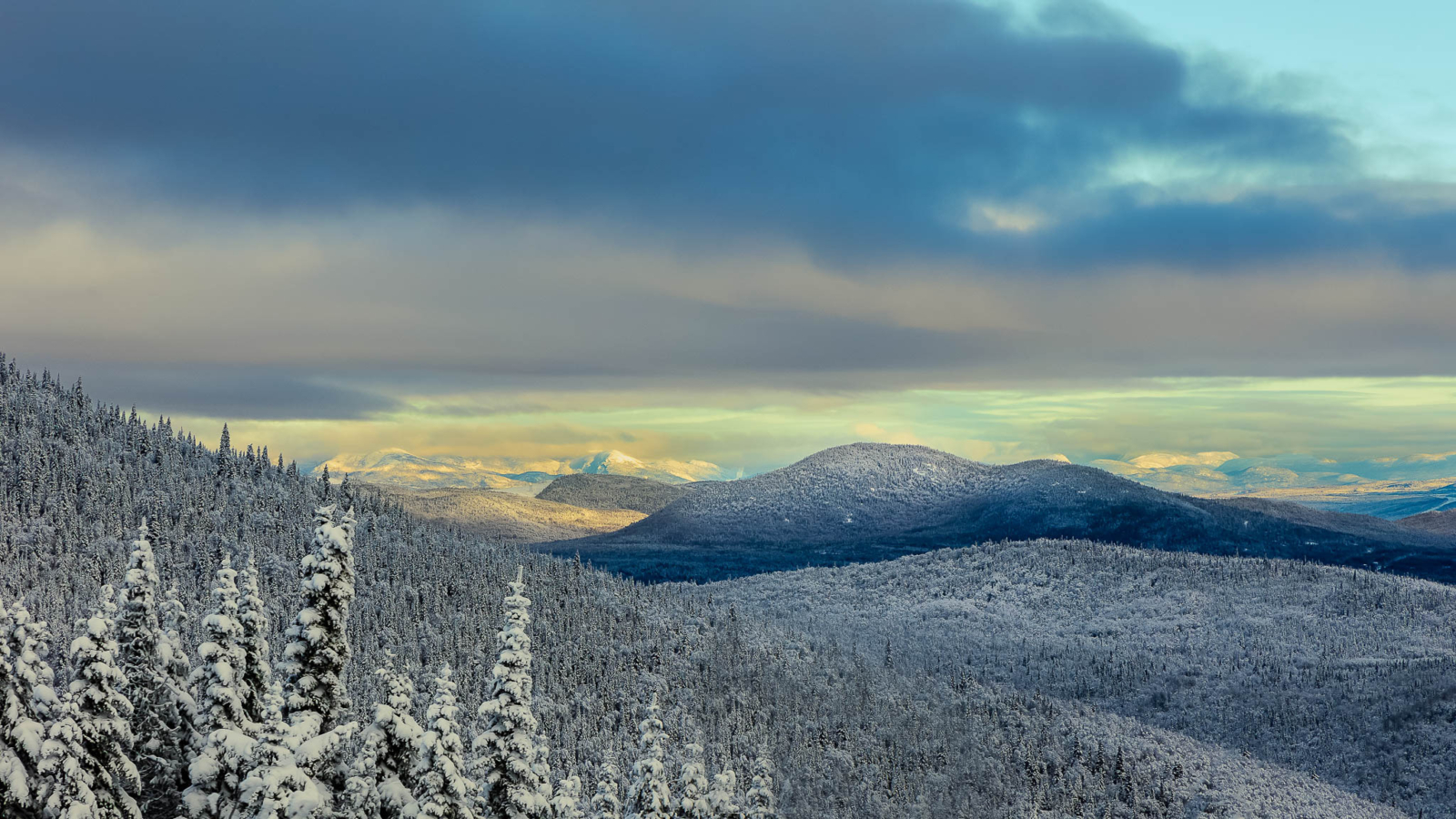 Un paysage d'hiver si enchanteur! (Alain Blanchette)
