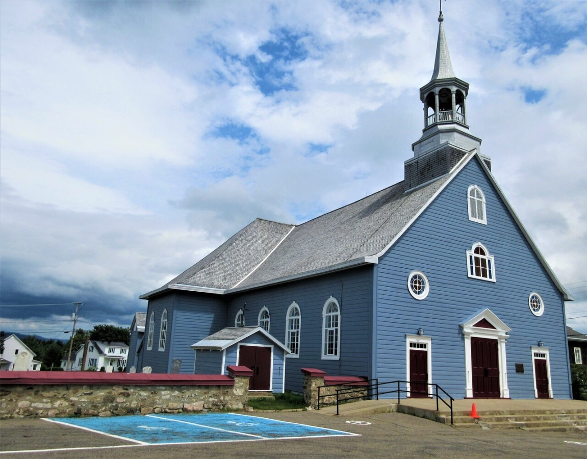 Une des plus anciennes églises en bois du Québec, l’église de Sainte-Agnès