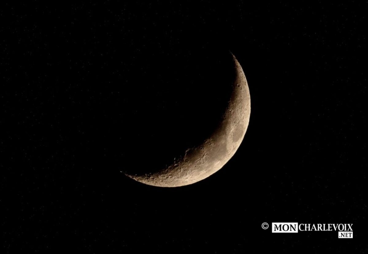 Magnifique lune prise par Alain Caron à Baie-St-Paul en début de semaine !